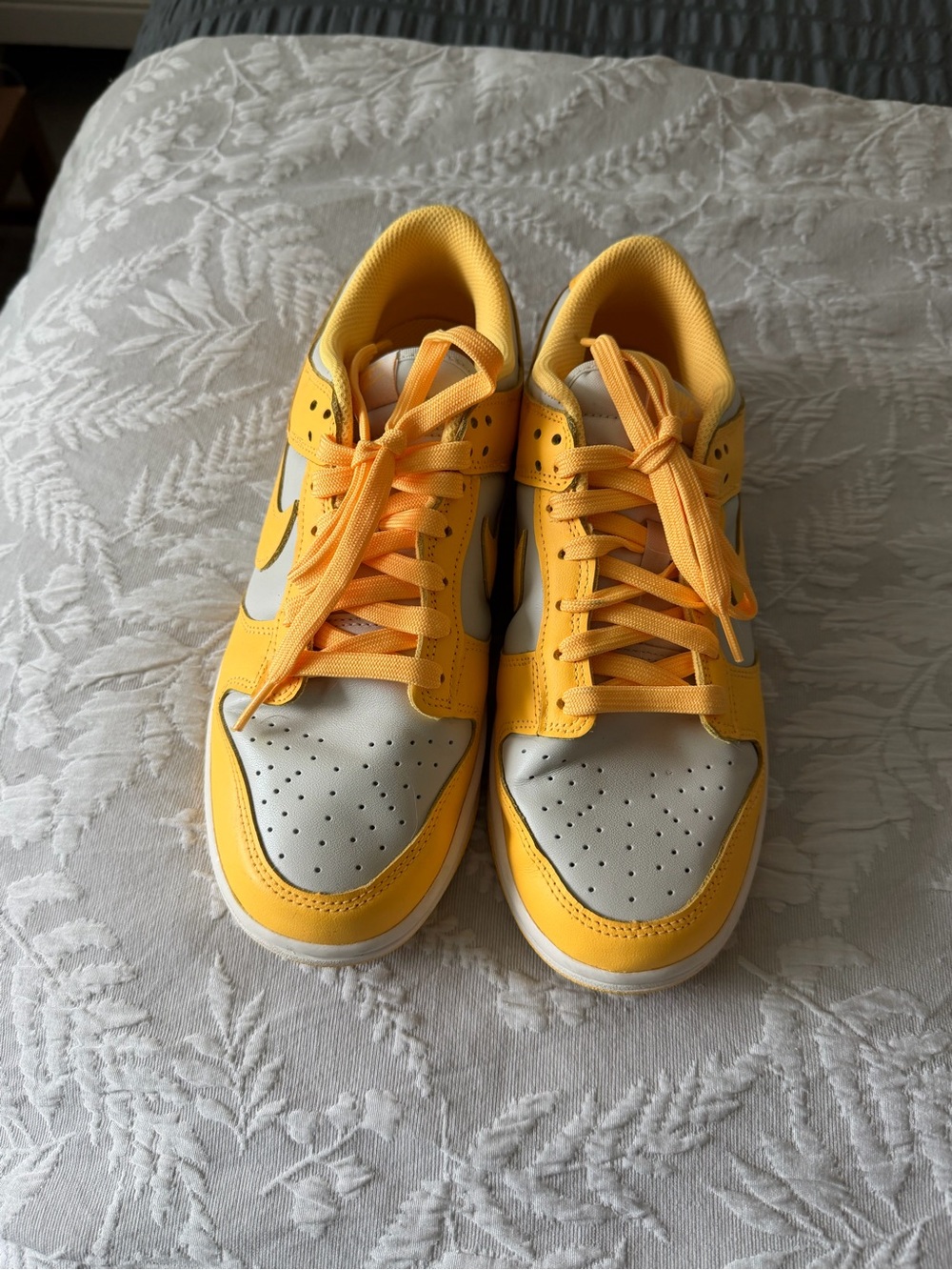 Nike Women’s DUNKS Low-Top Sneakers in Yellow, Pink, OR Blue Sz 9 - Picture 2 of 12